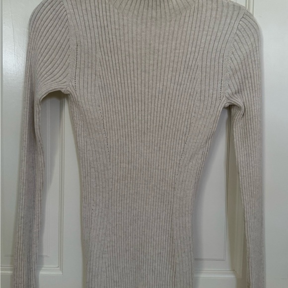 Athleta Reverie ribbed mock neck sweater sea salt - Picture 4 of 7